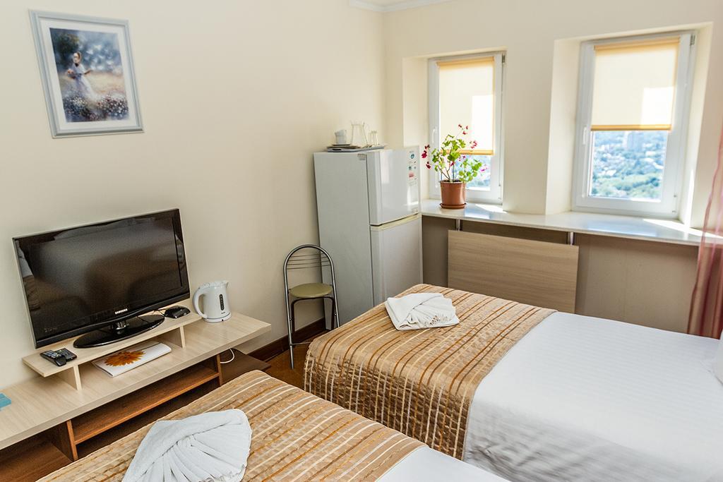 7 Sky Hotel Klinicheskaya Street Kiev Esterno foto
