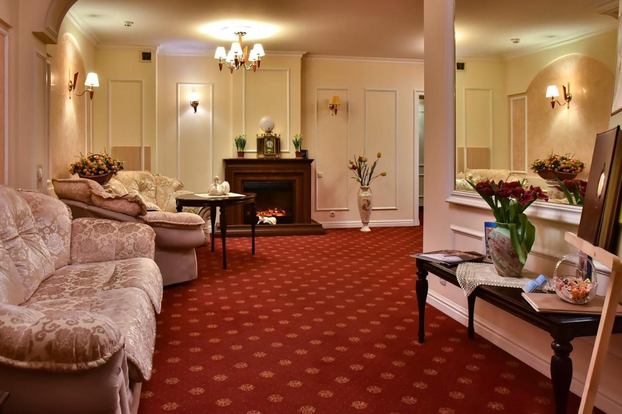 7 Sky Hotel Klinicheskaya Street Kiev Esterno foto