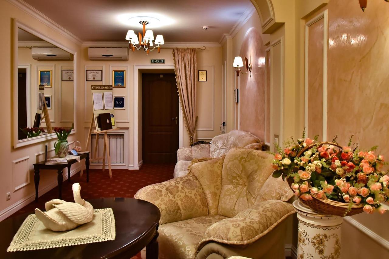 7 Sky Hotel Klinicheskaya Street Kiev Esterno foto